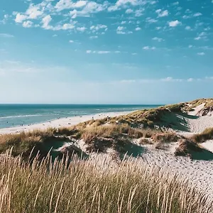 Volledig Gerenoveerd 2 Slaapkamer In Westende-bad, 250 M Het Westende-Bad